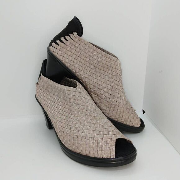 Bernie Mev NY NEW Designer Womens Open Toed Rose Silver Heels - sz. 9 BEAUTIFUL! - Picture 1 of 6